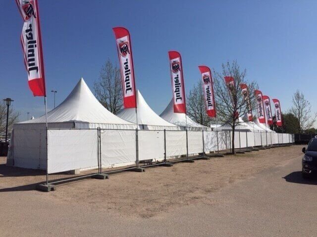 Banner Service